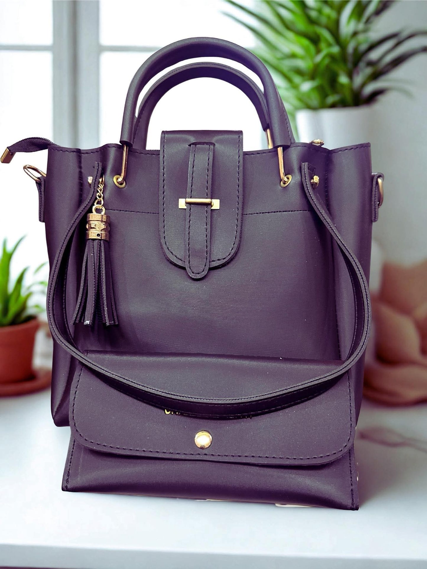 Elegent hand bag